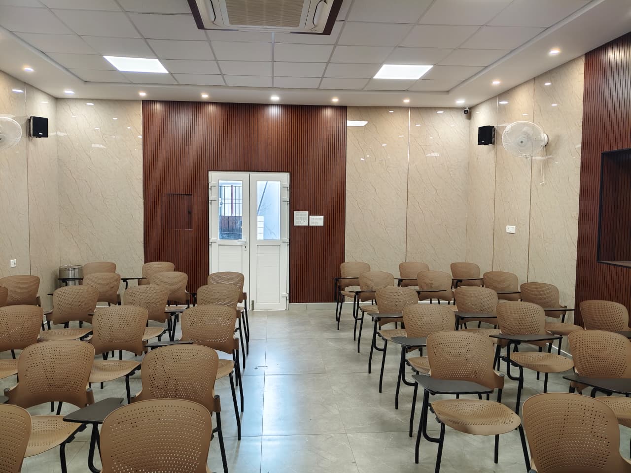 35+ Seating Capacity Hall